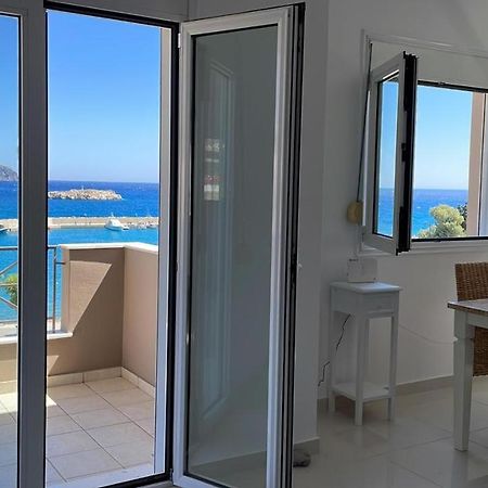 Locals Apartment Karpathos 외부 사진